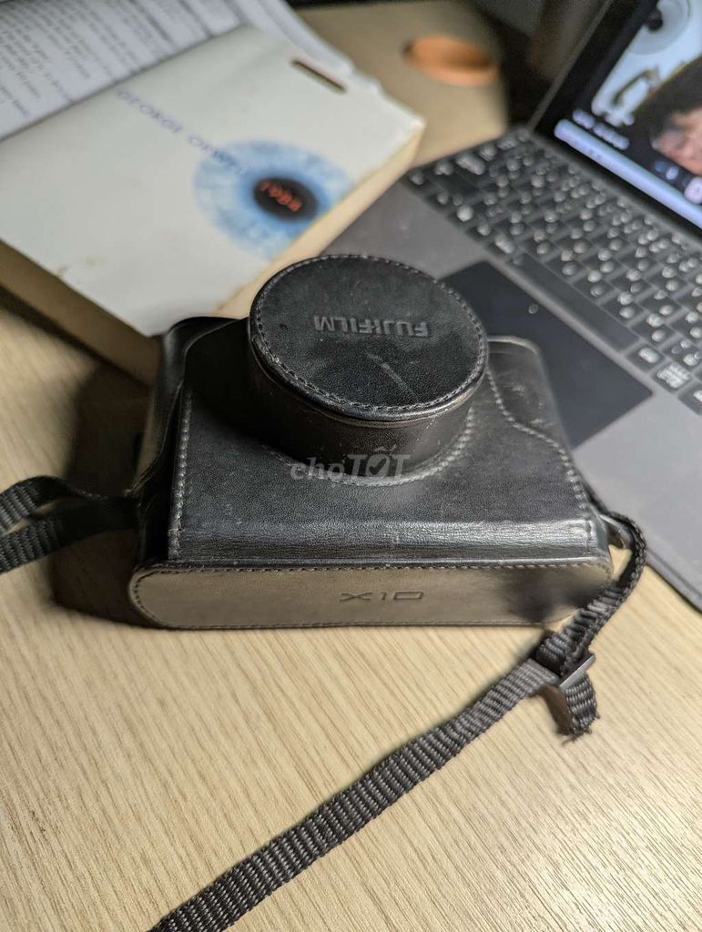 Máy ảnh Fujifilm X10 Đen. Mua bán Máy ảnh, Máy quay tại Quận Hoàng Mai Hà Nội được đăng bởi Vũ hình 1