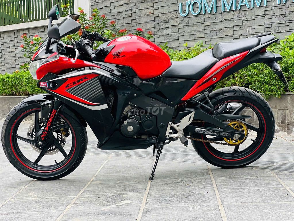 HONDA CBR 150 NHẬP THÁI ĐỎ ĐEN BIỂN 29. Mua bán Xe máy tại Quận Nam Từ Liêm Hà Nội được đăng bởi MAI HÒA hình 4