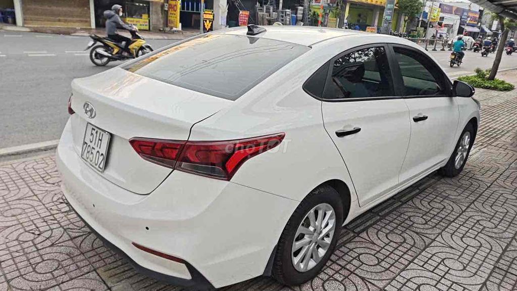 Hyundai Accent 2019 Số sàn bản đủ bao zin chếch