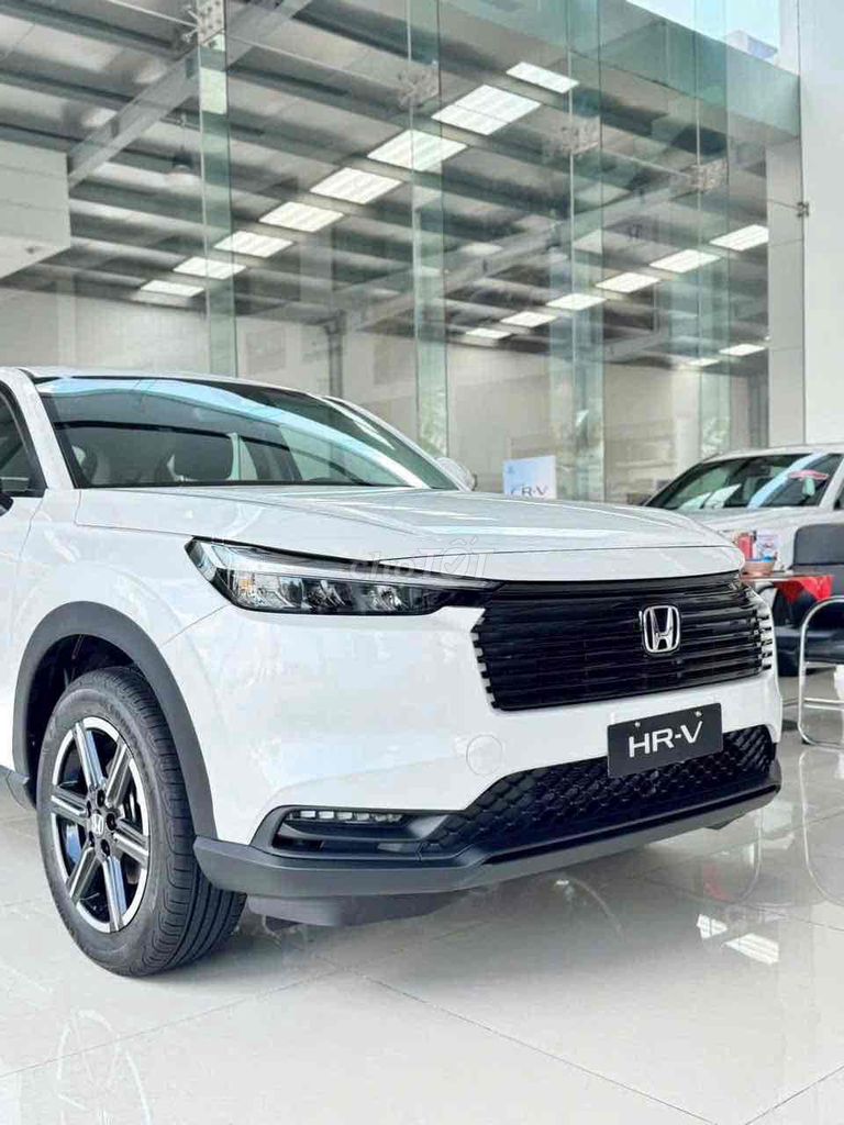 Honda HR- V G, L, e:Hev Giảm 100% Trước bạ. Mua bán Ô tô tại Quận Hải Châu Đà Nẵng được đăng bởi Cẩm Thi Honda Đà Nẵng hình 2