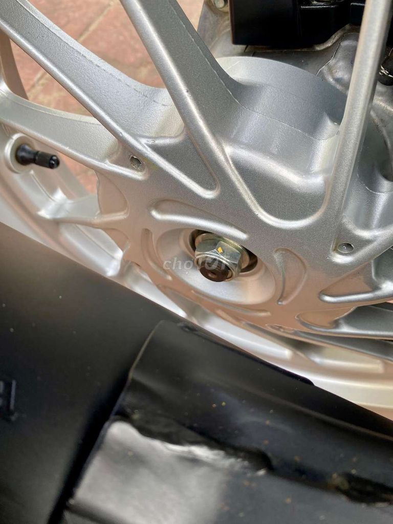 SH MODE Phanh ABS 2021 Trắng Kem chạy 8.000km. Mua bán Xe máy tại Quận Ninh Kiều Cần Thơ được đăng bởi Xe Máy TÂN LIÊN HƯNG 1 91B hình 12