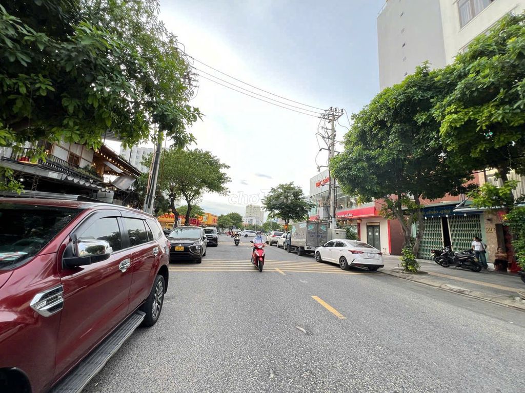 Bán lô đất 272m2 mặt tiền đường Chính Hữu, Sơn Trà, trục sầm uất. Mua bán đất tại Quận Sơn Trà Đà Nẵng được đăng bởi Lê Diện hình 1
