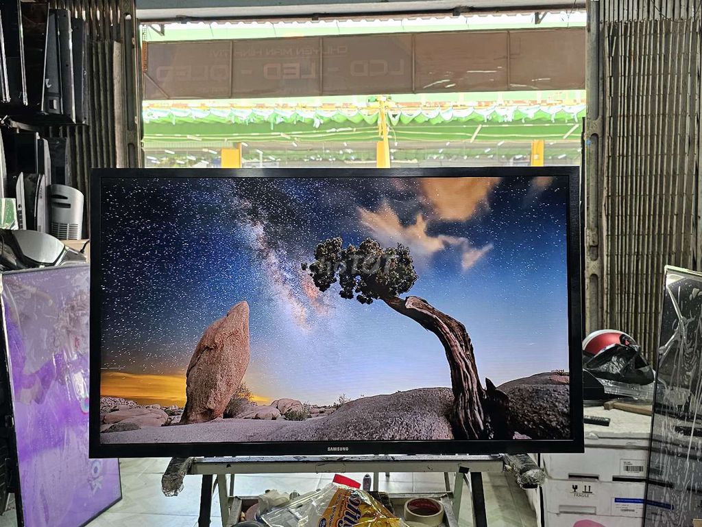 Smart Samsung 32 inch HD - 32T4300 Siêu Mượt - 95%. Mua bán Tivi, Âm thanh tại Huyện Hóc Môn Tp Hồ Chí Minh được đăng bởi Chinh Anh hình 1