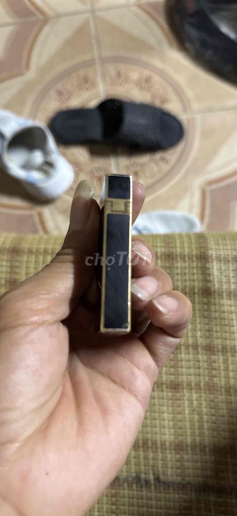 Bật lửa Dupont bọc vàng trắng. Mua bán Đồ sưu tầm, đồ cổ tại Huyện Thuỷ Nguyên Hải Phòng được đăng bởi Anh Duy Bùi hình 1