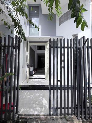 Аренда · 4 комн. · 100 м² · Quận Sơn Trà, ул. Đường Dương Trí Trạch