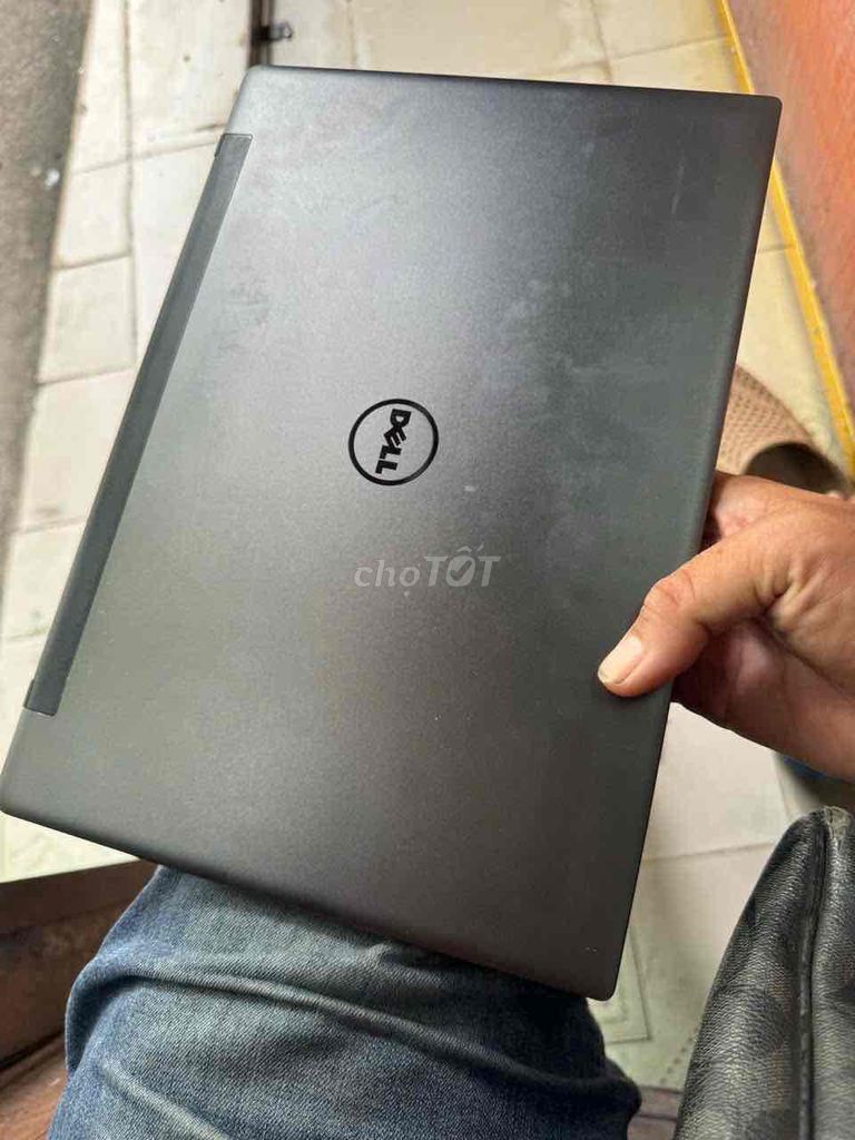 Dell Latitude 7370 M5 13.3 inch 8GB/256GB Đen. Mua bán Laptop tại Quận Gò Vấp Tp Hồ Chí Minh được đăng bởi Hung  hình 1