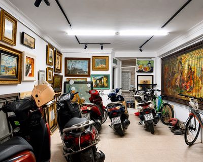 Hiếm! Nhà MT Hoa 5 tầng, chỉ 23 tỷ - Cách Sông Trường Sa 30m, PXL 50m