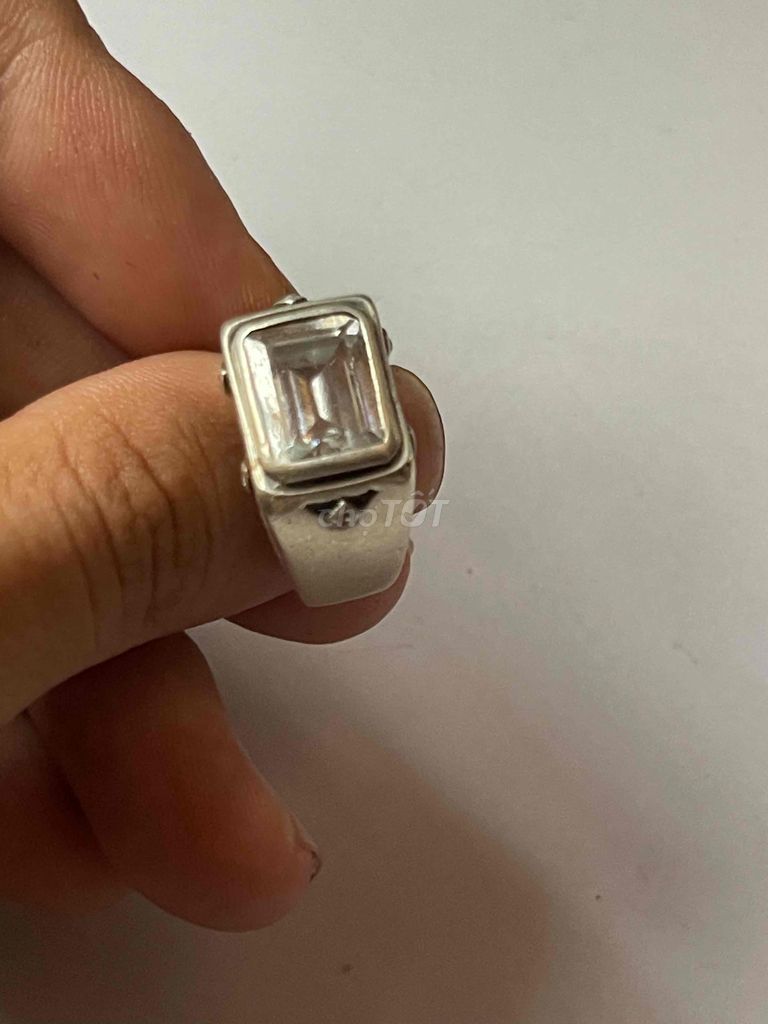 Nhẫn bạc ngoại đá CZ