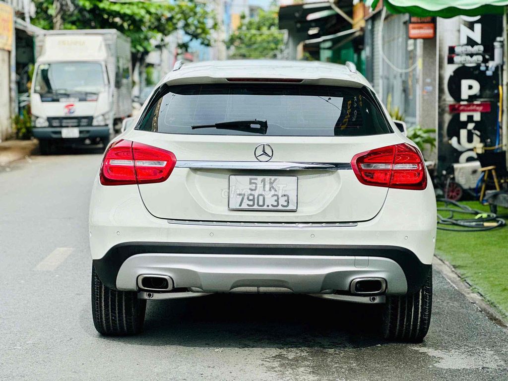Mercedes Benz GLA 200 Model 2017. Mua bán Ô tô tại Quận 8 Tp Hồ Chí Minh được đăng bởi Hồng Phúc hình 11