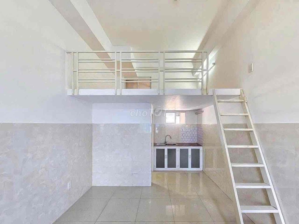🏡 Lý Phục Man Bình Thuận   📍 Khu vực:  Q.7 HCM  Tiện ích: WC: Riêng, G