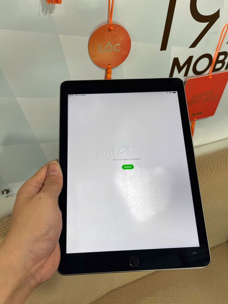 iPad Pro 9.7 bản  đủ cả wifi + 4G. Mua bán Máy tính bảng tại Quận Tây Hồ Hà Nội được đăng bởi Hàn Trâm hình 3