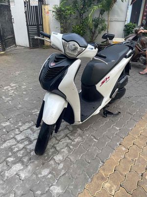 Xe chính chủ Honda SH Việt 150 Trắng - 62A-24.524