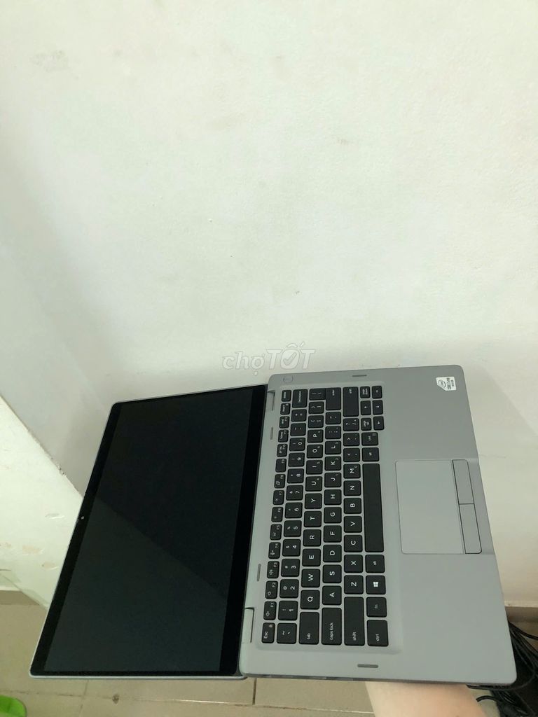 Dell Latitude 5310 2 in 1 cảm ứng i7