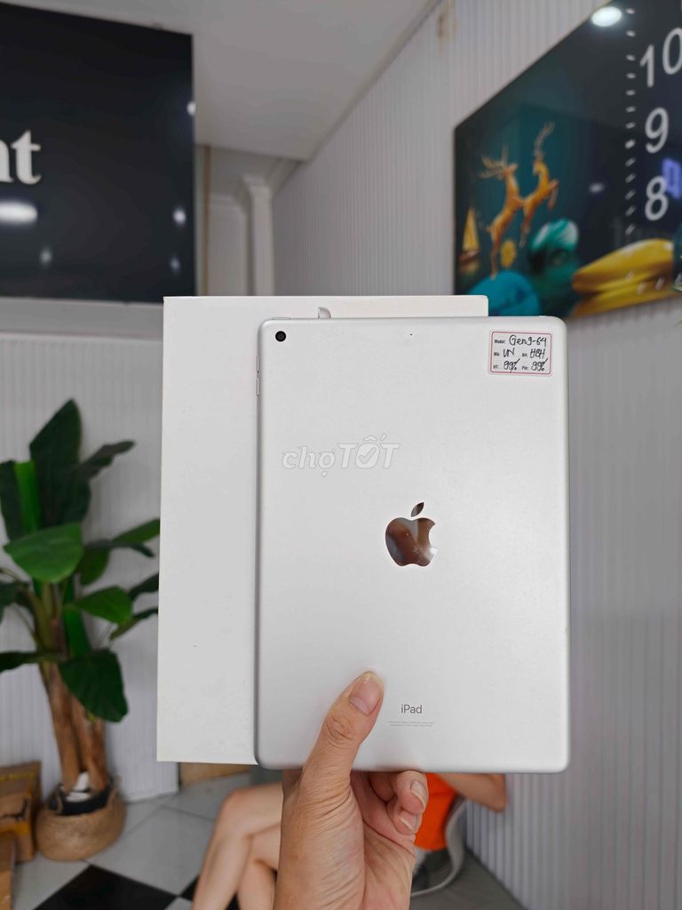 iPad Gen 9 Wifi 64GB Bạc VN/A Fullbox P99%. Mua bán Máy tính bảng tại Quận Đống Đa Hà Nội được đăng bởi Quý Hoàng hình 1