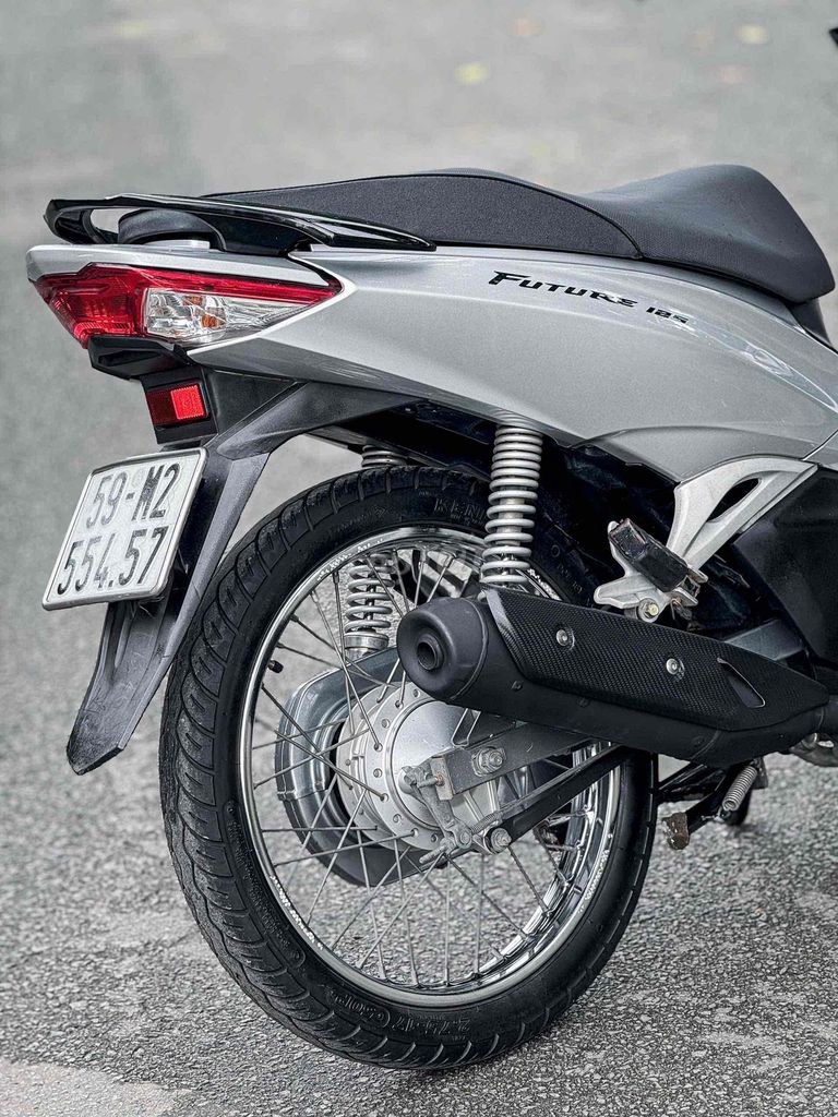 futuer 2022 bstp may zin xe đẹp nợ xấu trả 50% ạ. Mua bán Xe máy tại Quận Bình Tân Tp Hồ Chí Minh được đăng bởi Xe Máy Qúy Le hình 7