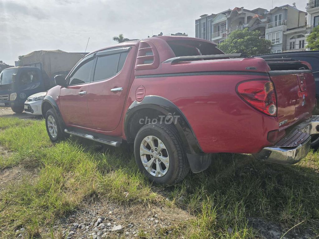 Mitsubishi Triton автомат, дизель
