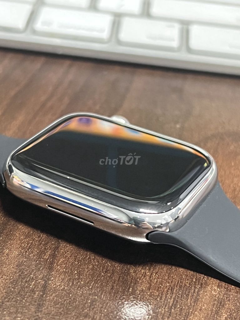 Apple watch Series 7 45mn thép trắng - còn đẹp