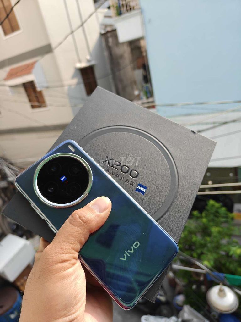 Vivo x200 12/256 đẹp 99 fullbox pin cao. Mua bán Điện thoại tại Quận 5 Tp Hồ Chí Minh được đăng bởi thanh liêm hình 1
