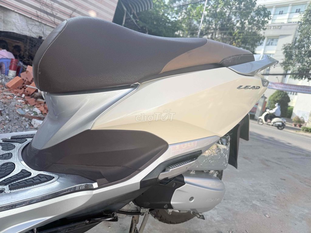 Honda Lead 2017 Trắng kem. Mua bán Xe máy tại Quận Ninh Kiều Cần Thơ được đăng bởi CHXM HƯNG 39  Bán Trả Góp hình 10
