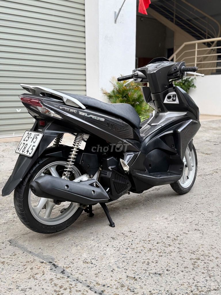 Honda Airblade 2019 khoá Smartkey chính chủ. Mua bán Xe máy tại Quận Cầu Giấy Hà Nội được đăng bởi Đỗ Việt Hưng hình 5