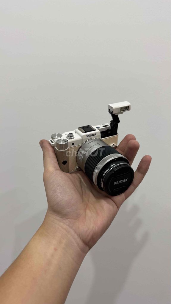 Thanh lý cặp máy ảnh Pentax Q và một số đồ. Mua bán Máy ảnh, Máy quay tại Quận Long Biên Hà Nội được đăng bởi Nam hình 1