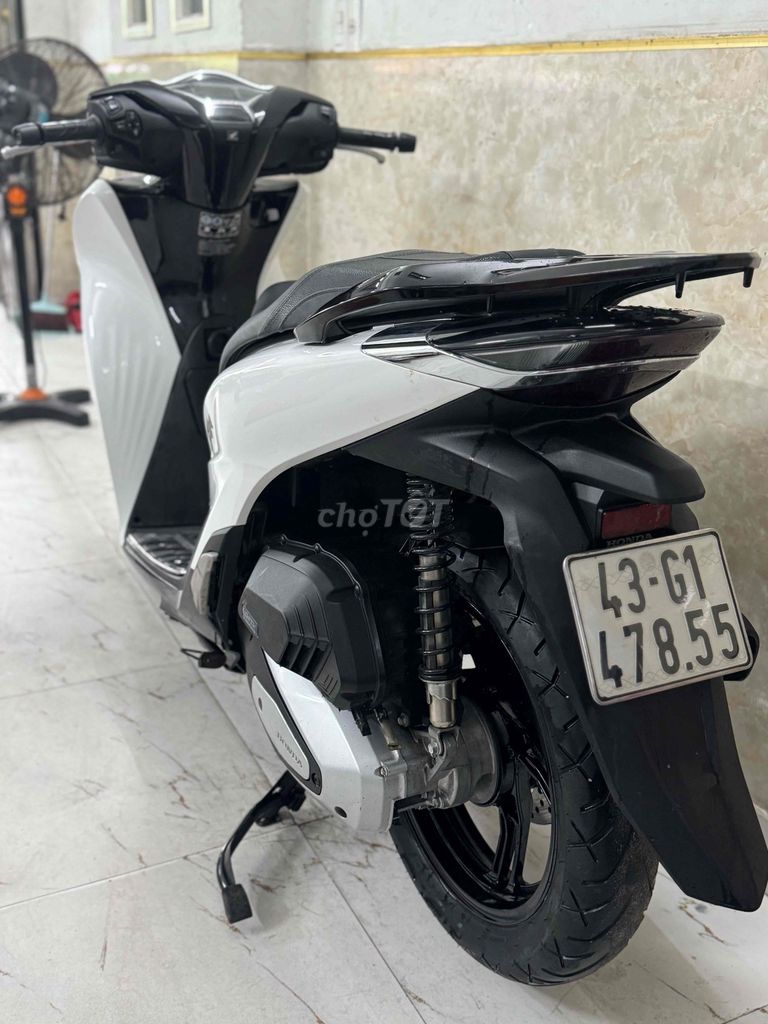 SH 125 đời 2022 màu trắng đen mới keng 43G1-478.55. Mua bán Xe máy tại Quận Sơn Trà Đà Nẵng được đăng bởi Minh Dũng bán trả góp 136 vân đồn  hình 4