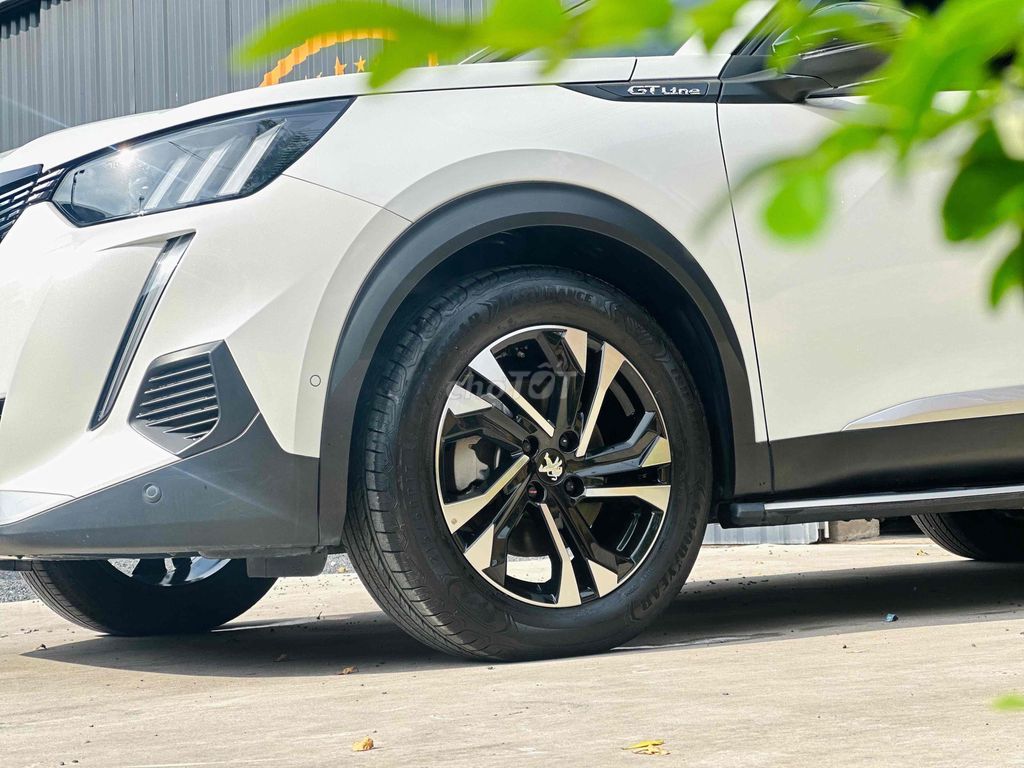 💯PEUGEOT 2008GT-Line TRẮNG 2023 CỰC ĐẸP. Mua bán Ô tô tại Thành phố Thủ Đức Tp Hồ Chí Minh được đăng bởi Hứa Bửu hình 4