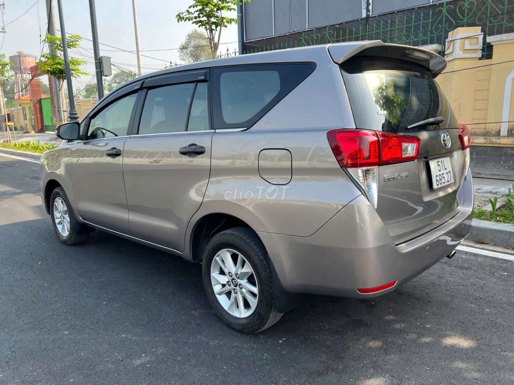 BÁN XE TOYOTA INNOVA 2.0 E 2019 SỐ SÀN TRÙM MỀN.