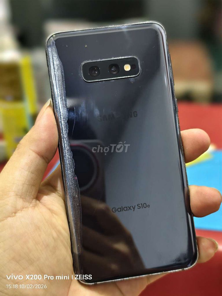Samsung Galaxy S10e 128GB Đen. Mua bán Điện thoại tại Quận Tân Bình Tp Hồ Chí Minh được đăng bởi Táo Bán Lổ hình 1