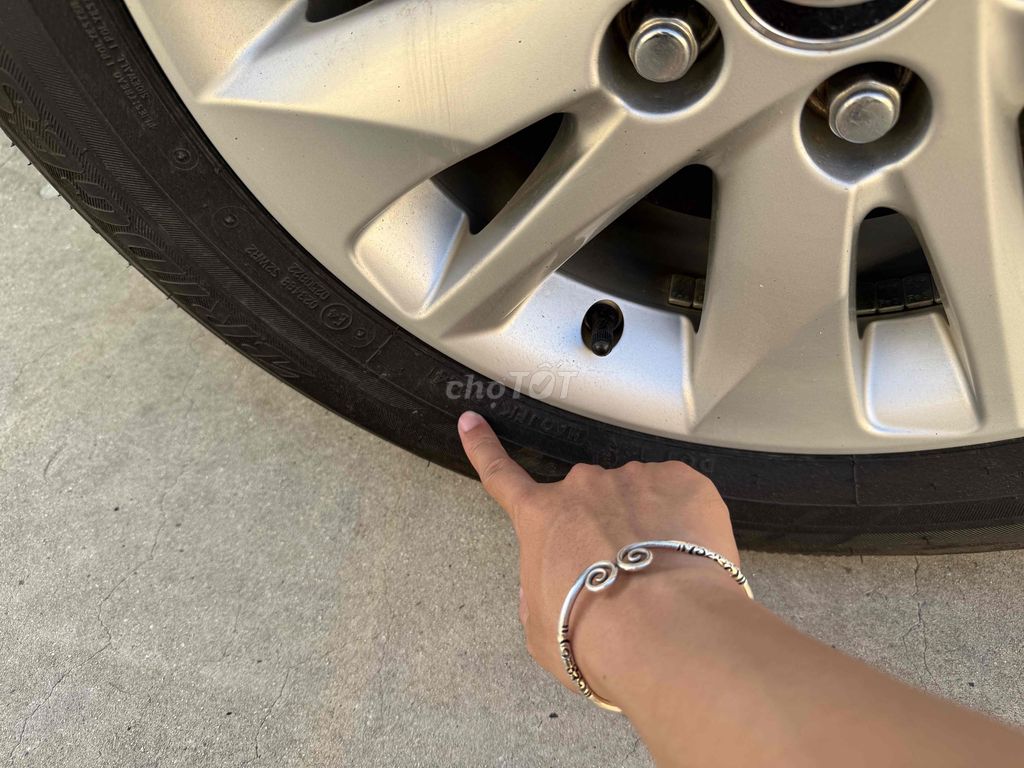 Toyota Innova 2020 2.0E Số Sàn - 1 Chủ - Tại Hãng. Mua bán Ô tô tại Quận Bình Thạnh Tp Hồ Chí Minh được đăng bởi Công Sang hình 17