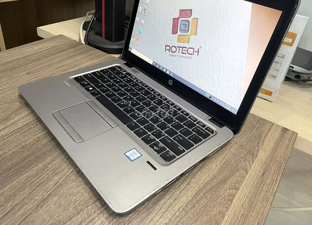 HP Elitebook 820 G4 i7-7600U  8GB 256GB 12.5 inch. Mua bán Laptop tại Quận Bình Tân Tp Hồ Chí Minh được đăng bởi Rotech Store hình 1