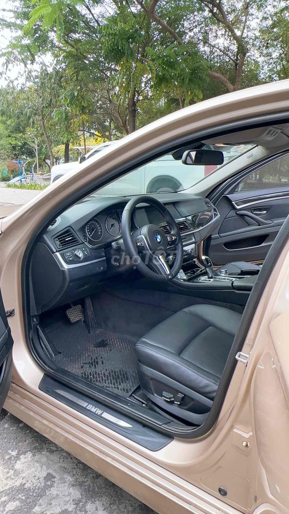 BMW 520i 2012 N20 Vàng cát chính chủ đứng tên. Mua bán Ô tô tại Quận 3 Tp Hồ Chí Minh được đăng bởi Gia Bảo hình 10