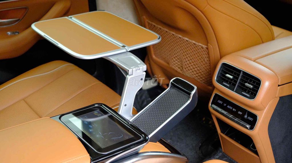 Mercedes-Benz GLS450 2022 Xanh lục bảo. Mua bán Ô tô tại Quận 7 Tp Hồ Chí Minh được đăng bởi PHÁT ĐẠT LUXURY CAR hình 8