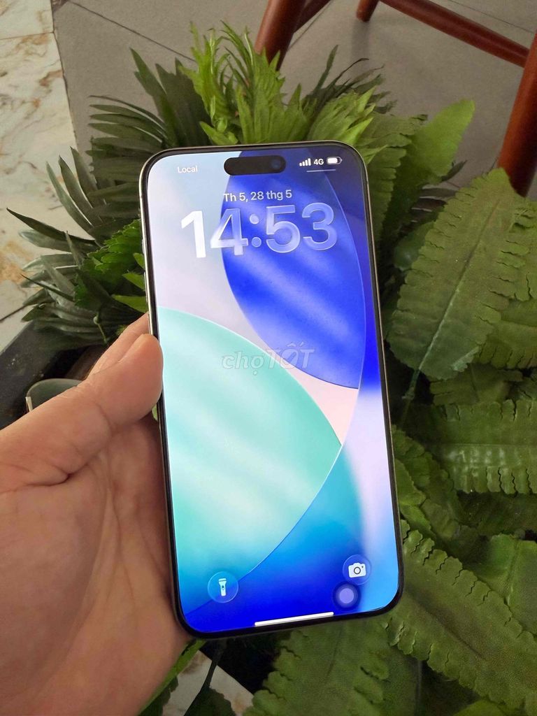 iPhone 15 Pro Max 256GB Quốc tế Mỹ. Mua bán Điện thoại tại Quận Sơn Trà Đà Nẵng được đăng bởi Thắng Đăng 142 điện biên phủ hình 1