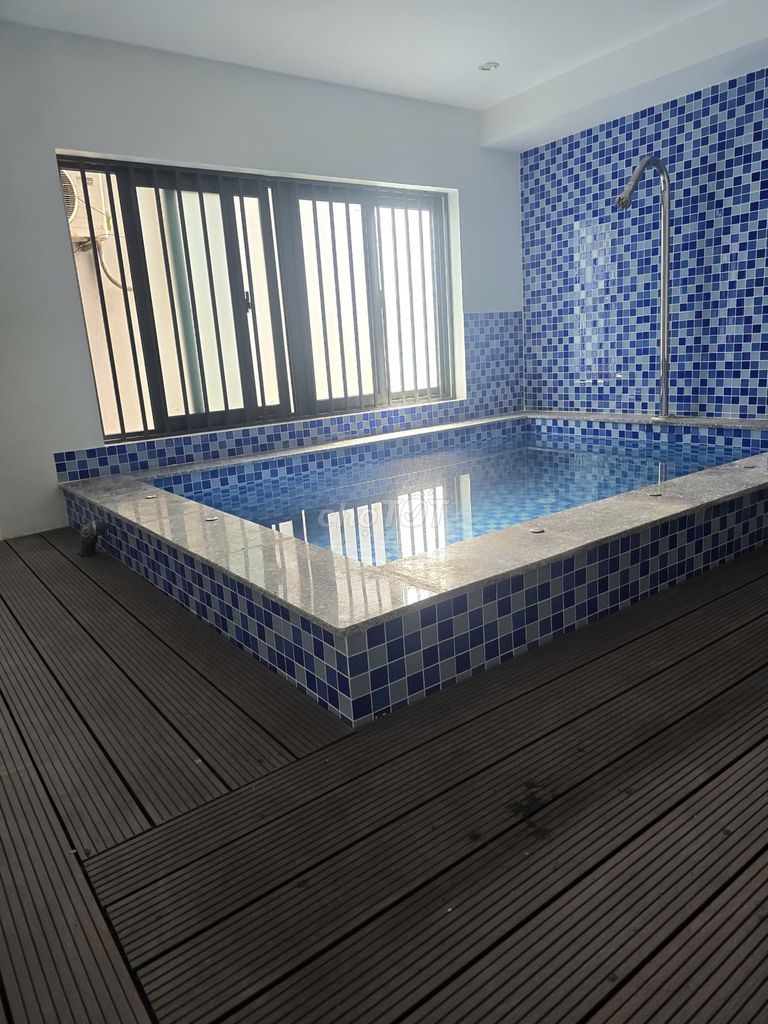 Rent · 11 bd · 100 м² · Quận Ngũ Hành Sơn, ул. Đường Nguyễn Xiển