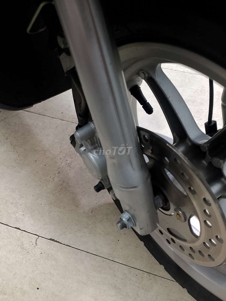 YAMAHA GRANDE 125 ĐK2018 BAO TRANH CHẤP GIÁ 15TR5. Mua bán Xe máy tại Quận Phú Nhuận Tp Hồ Chí Minh được đăng bởi Hùng hình 4