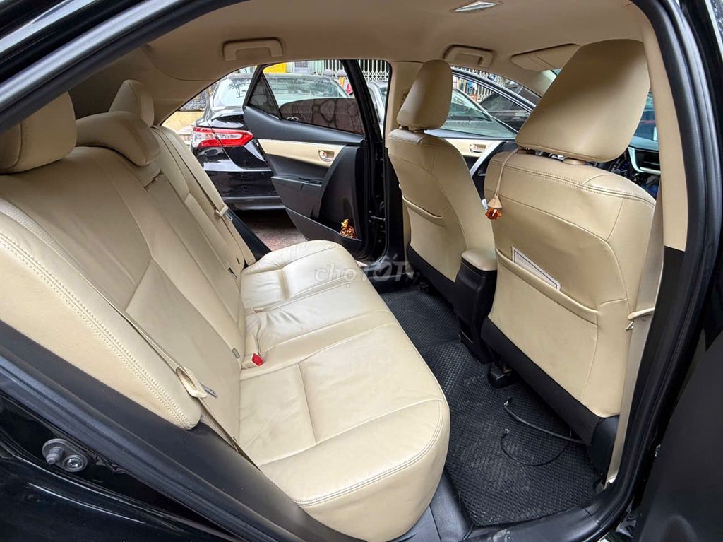 Toyota Altis 2019 67.000 km Đen. Mua bán Ô tô tại Quận Đống Đa Hà Nội được đăng bởi Lê Khiêm hình 3