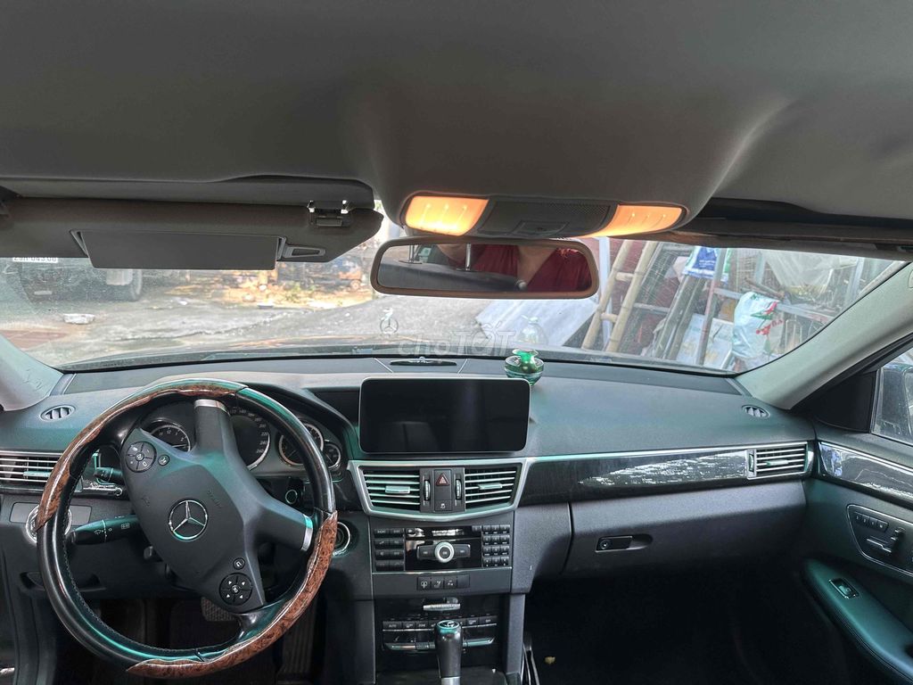 Mercedes Benz E Class 2009 E250 - 140000 km. Mua bán Ô tô tại Huyện Thường Tín Hà Nội được đăng bởi Bảo Long 0320 hình 4