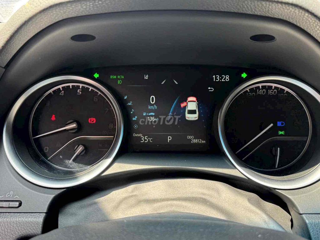 Toyota Camry 2.5Q 2022 Черная 28 000 км