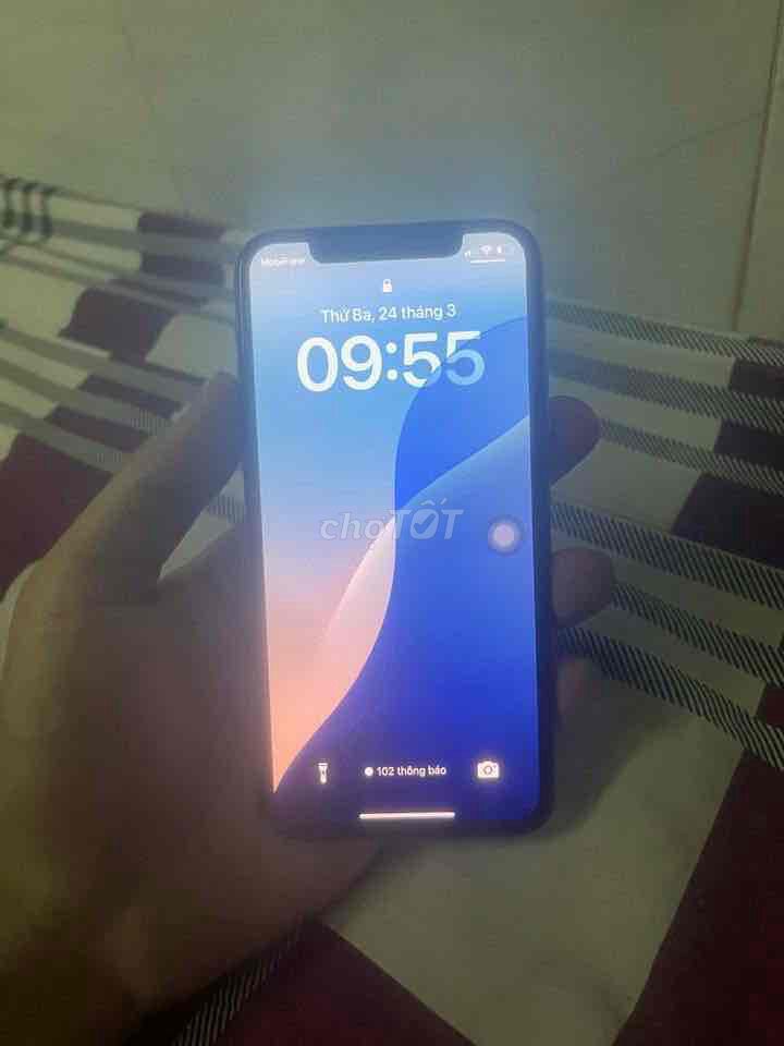 Apple iPhone XS Bể lưng Liệt nút âm lượng. Mua bán Điện thoại tại Quận Thanh Khê Đà Nẵng được đăng bởi Nguyễn Hoàng việt hình 1