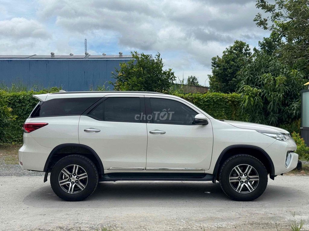 Toyota Fortuner 2018 2.7V 4x2 AT - 55000 km. Mua bán Ô tô tại Quận Cái Răng Cần Thơ được đăng bởi Quốc Việt Carpla Cần Thơ hình 5