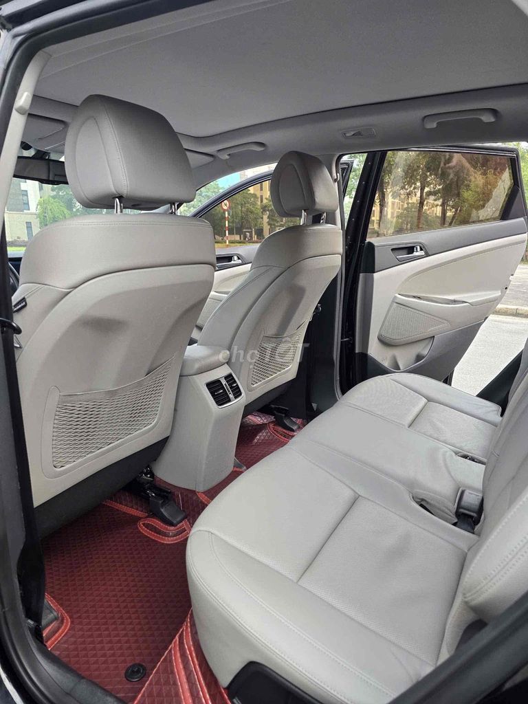 Hyundai Tucson 2015. Mua bán Ô tô tại Quận Cầu Giấy Hà Nội được đăng bởi Đức Lợi Auto hình 9