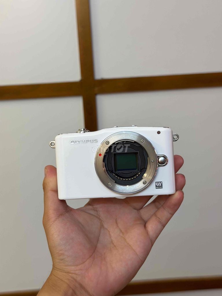 Máy ảnh Olympus Pen mini Trắng Như mới 99%. Mua bán Máy ảnh, Máy quay tại Quận 7 Tp Hồ Chí Minh được đăng bởi long hình 1