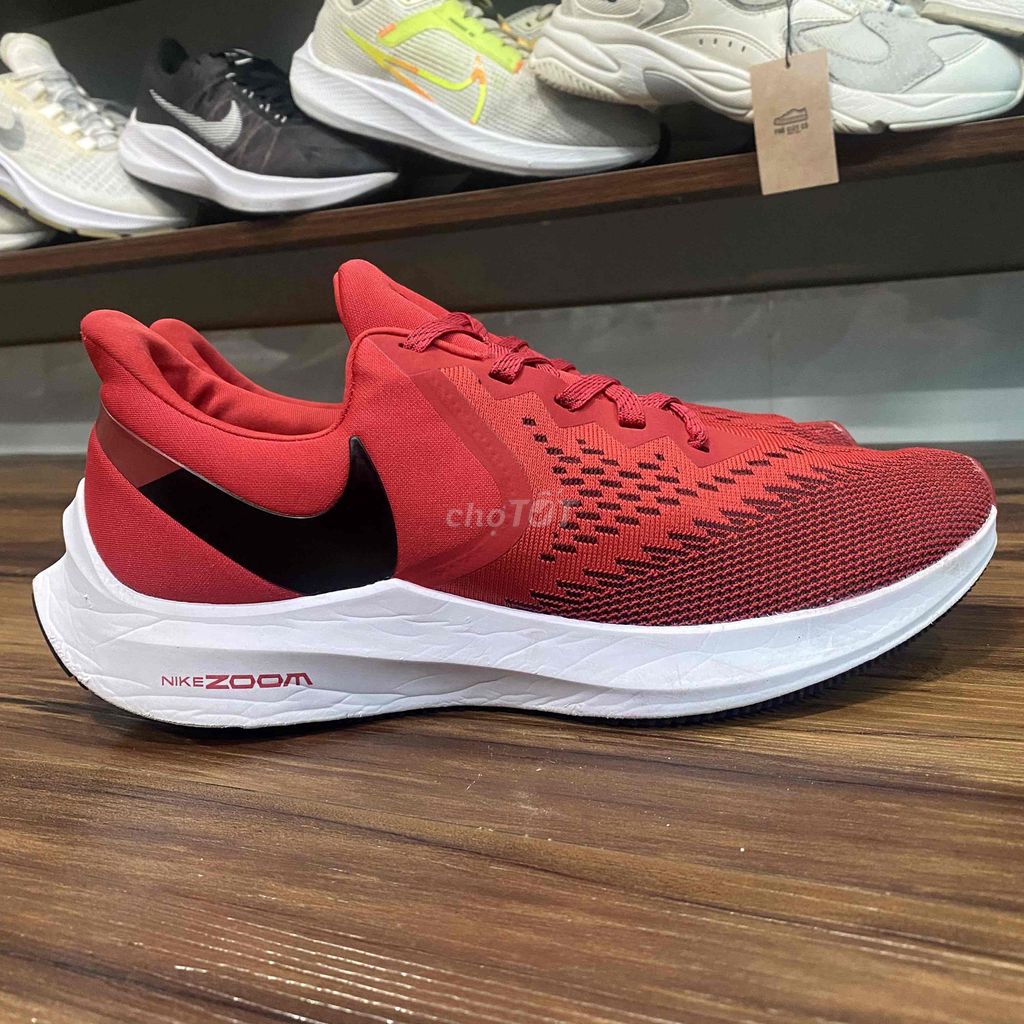 Giày chạy bộ Nike Zoom Winflo 6 size 42, mới 96%