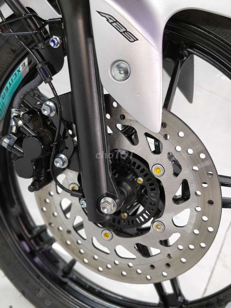 Exciter155VVA ABS date2025 odo 300km còn ủy quyền. Mua bán Xe máy tại Huyện Bình Chánh Tp Hồ Chí Minh được đăng bởi Đông Moto Bình chánh  hình 8