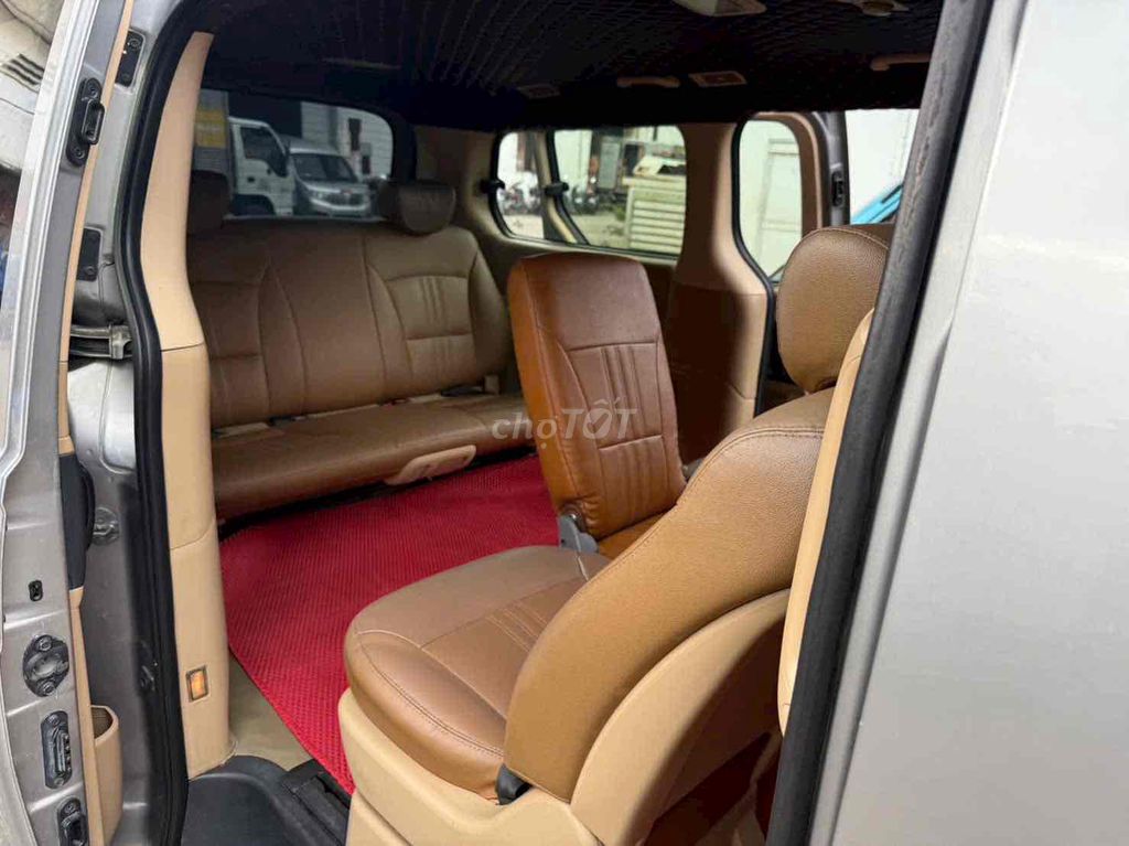 Hyundai Starex 9 chỗ- xe đẹp zin nội thất như mới. Mua bán Ô tô tại Quận Bình Tân Tp Hồ Chí Minh được đăng bởi Đỗ Đình Tuyên hình 8