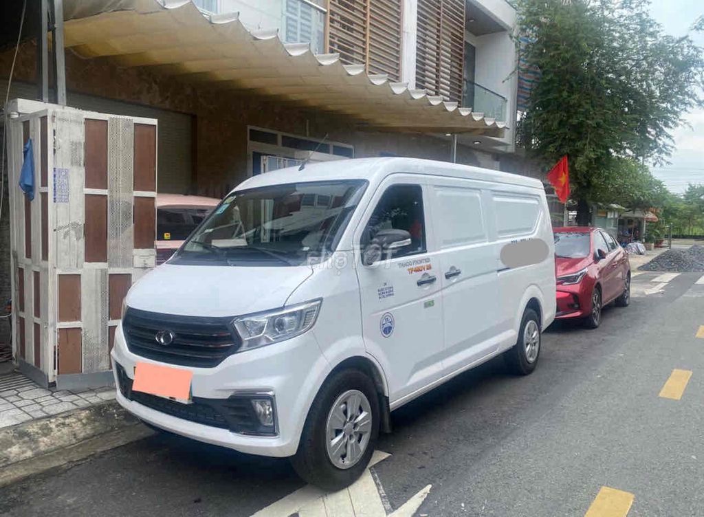 Xe tải Van đông lạnh cần bán. Mua bán Xe tải, xe ben tại Quận Tân Bình Tp Hồ Chí Minh được đăng bởi Hoàng Nhân hình 1