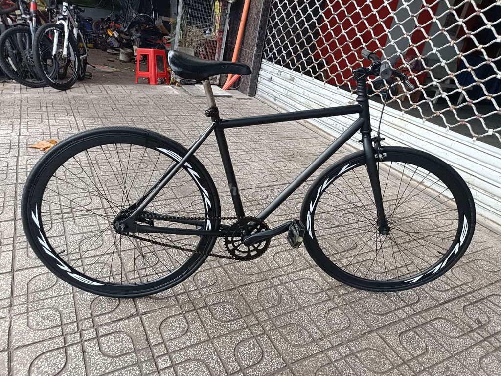 Thanh lý xe đạp fixed gear(đạp ngược là Thắng) tốt