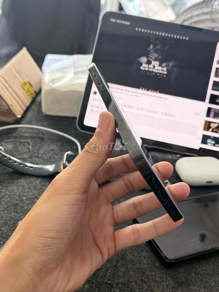 iPhone 14 Pro Max Đen body 98%. Mua bán Điện thoại tại Quận Bình Thạnh Tp Hồ Chí Minh được đăng bởi Táo Care  hình 1