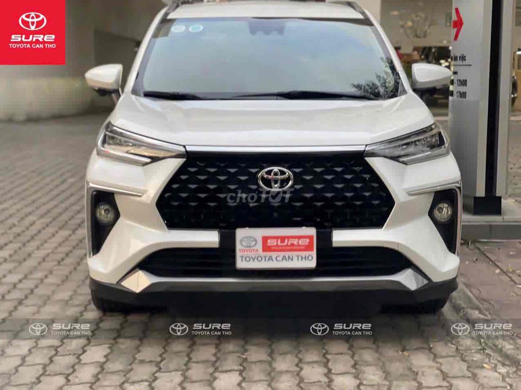 Toyota Veloz Cross Top 2023 siêu đẹp